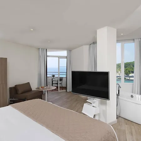 Melia Gavilanes Hotel 4*